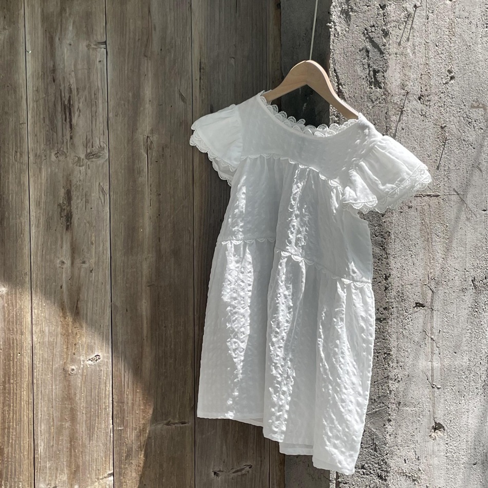 Váy Xô Trắng  Bé Gái Tay Cánh Tiên Viền Ren Xinh Xắn