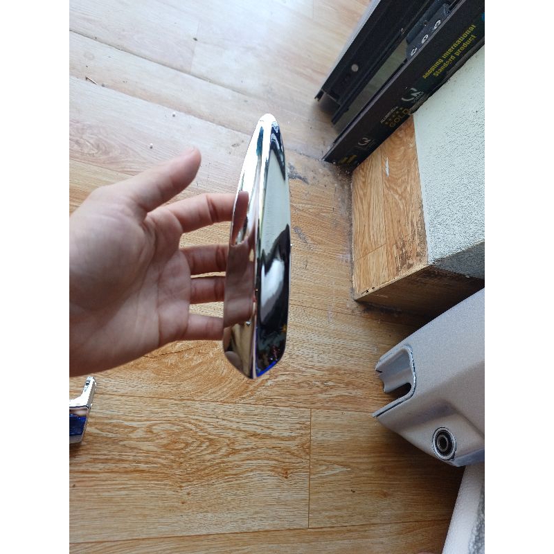 Trang trí niken xe máy điện Vespa