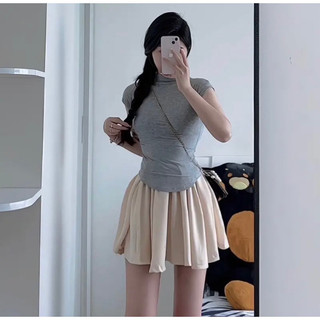 Set váy nữ cổ lọ ôm body kèm váy xòe dày dặn, phù hợp dạo phố, hẹn hò