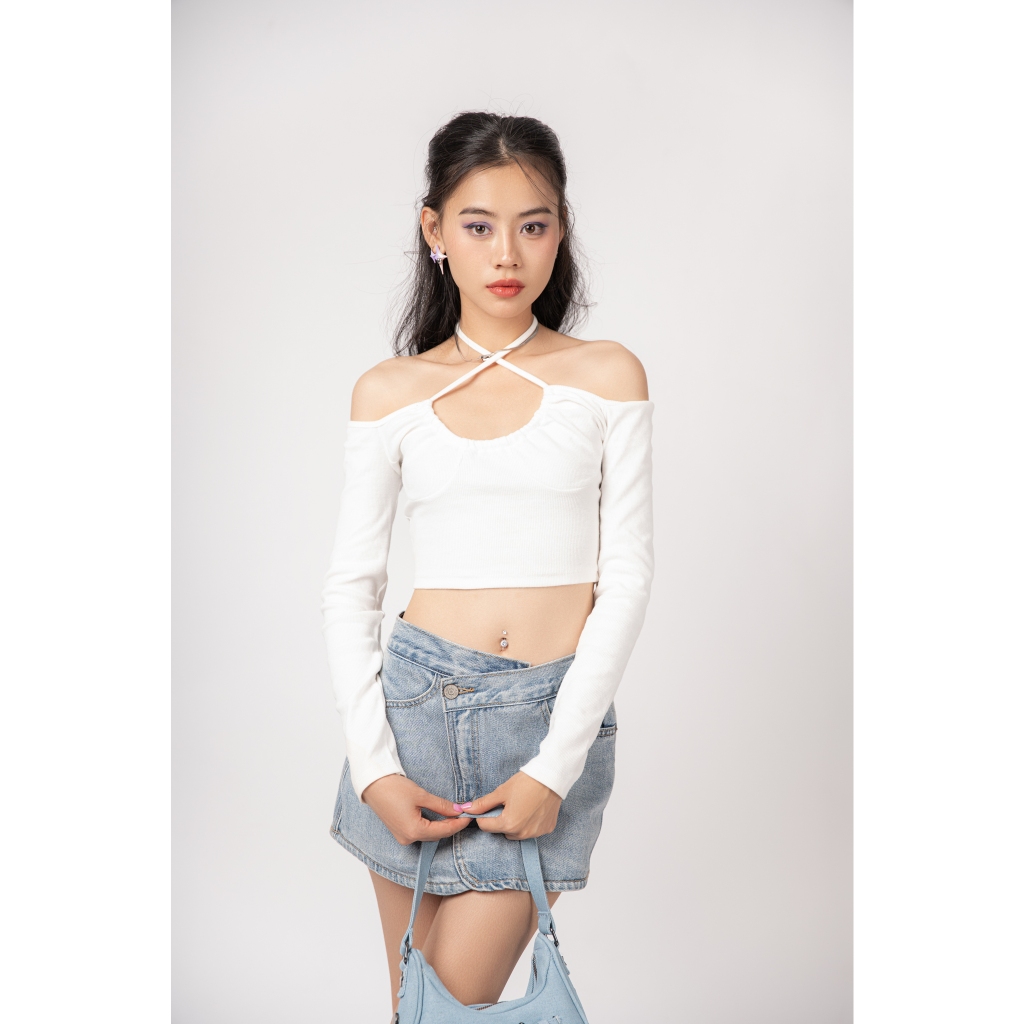 Áo croptop nữ tay dài khoen ngực TOPTIFY kiểu bẹt vai viền ngực Layla Top AC239