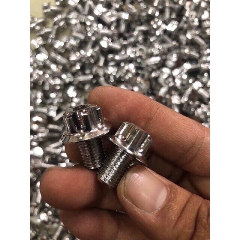 Ốc Chân Gương Salaya Inox 304 Kèm Long Đen Lắp Đặt Nhiều Dòng Xe Cực Chất.