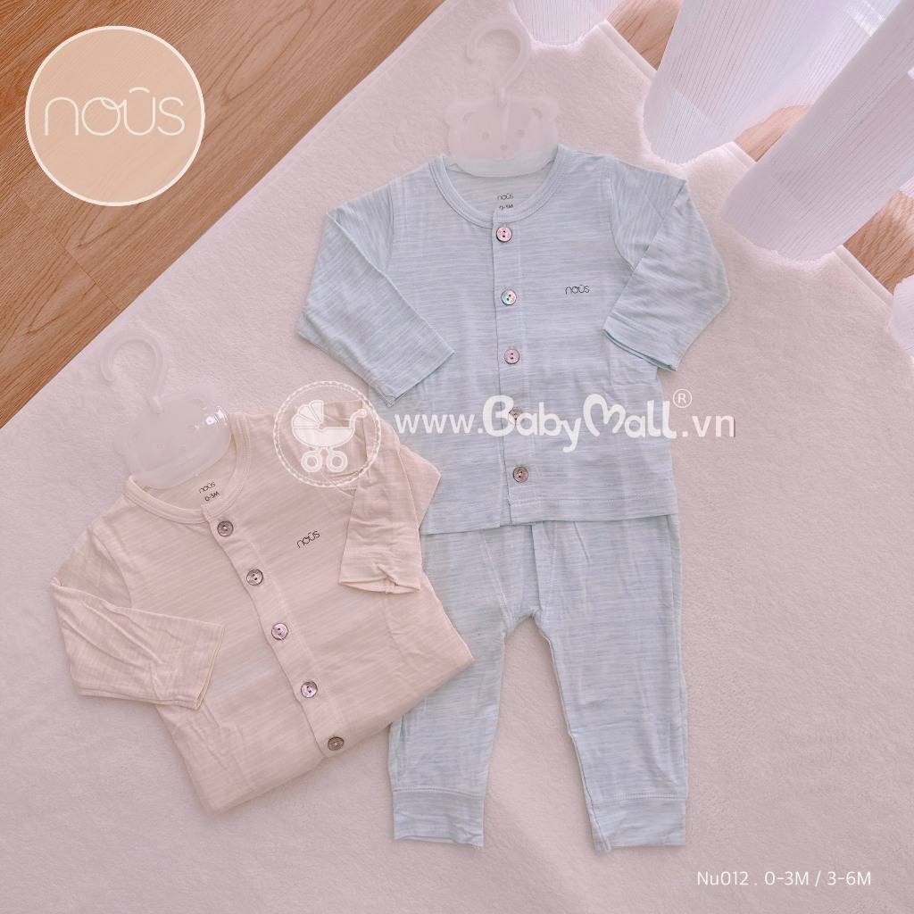 NOUS Bộ quần áo dài tay cài giữa NU012