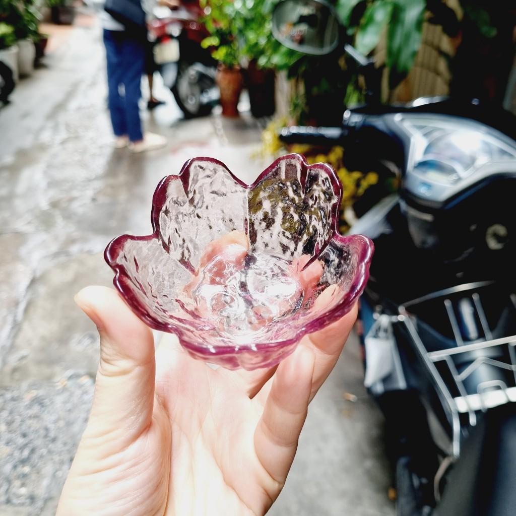 Đĩa thủy tinh nhỏ phong cách nhật bản/ chén thủy tinh mini đựng gia vị, nước chấm, đồ tráng miệng decor