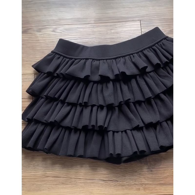 “𝐕𝐄𝐑𝐀 𝐒𝐇𝐎𝐑𝐓“ Quần tầng