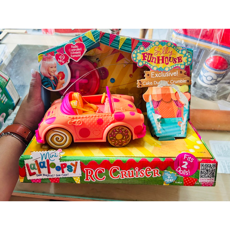 Bộ đồ chơi xe điều khiển Lalaloopsy Mini Doll  RC Cruiser Remote Control Cake Dunk Crumble chính hãng