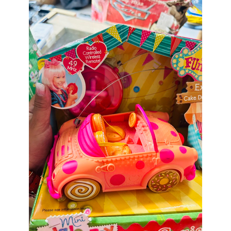 Bộ đồ chơi xe điều khiển Lalaloopsy Mini Doll  RC Cruiser Remote Control Cake Dunk Crumble chính hãng