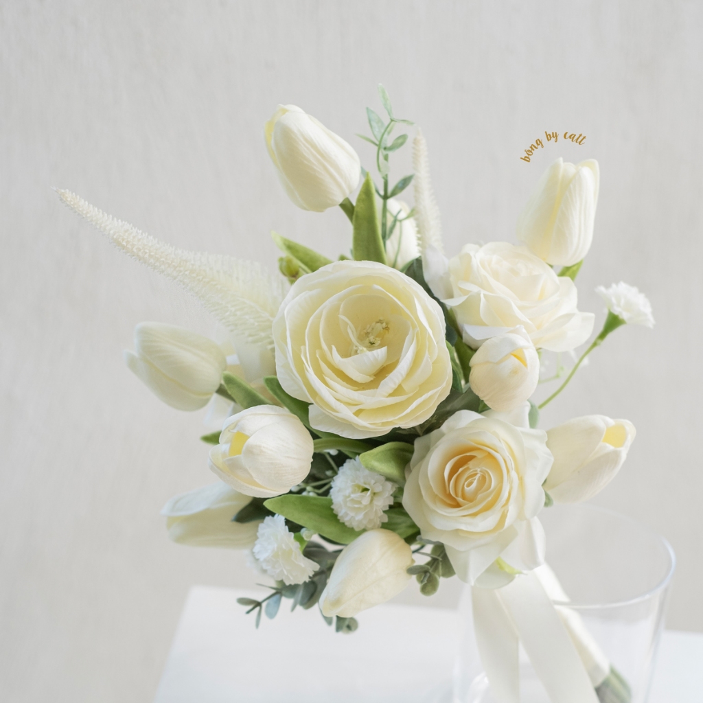 Hoa cưới tulip cầm tay cô dâu - Hoa cưới lụa cầm tay cô dâu - Bó hoa cưới cầm tay cô dâu - thương hiệu BÔNG BY CATT