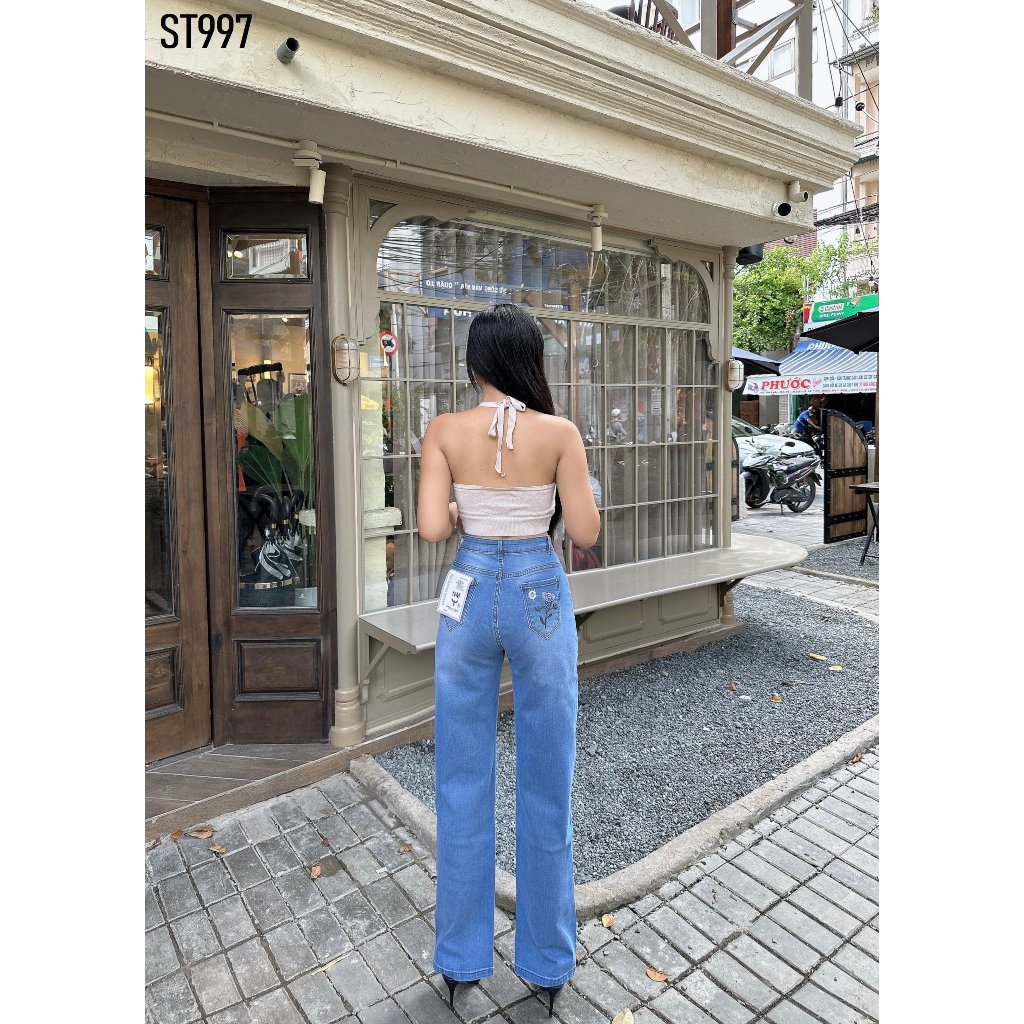 Quần jeans nữ suông lưng cao thêu hoa