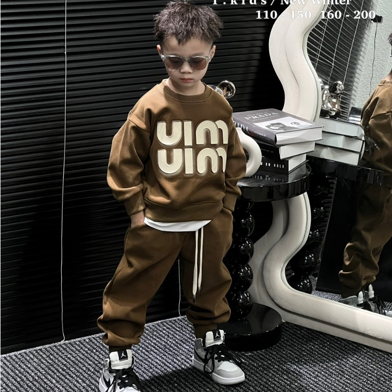 Bộ quần áo nỉ hai da chữ uim cho bé trai