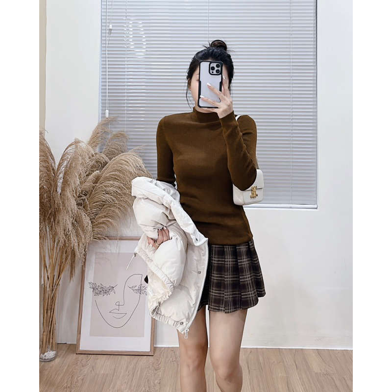 2567 chân váy xếp ly kẻ đai da