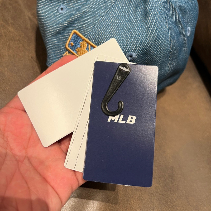 Mũ lưỡi trai M.L.B Denim logo N.Y