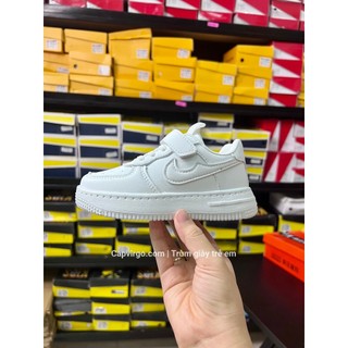 Giày trẻ em Air Force 1 màu trắng