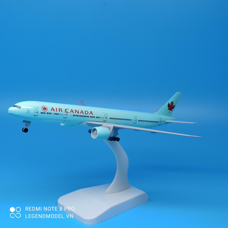 Mô hình máy bay Canada 18cm+ đế trưng bày