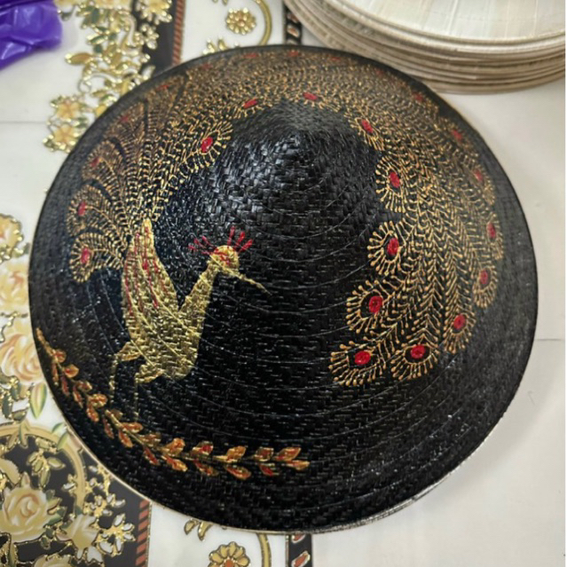 Nón cỏ bàng công đồng