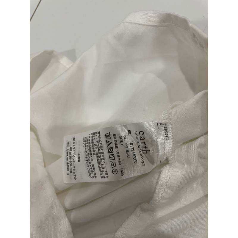 Áo sơ mi hiệu Earth Nhật tay loe newtag xịn xò