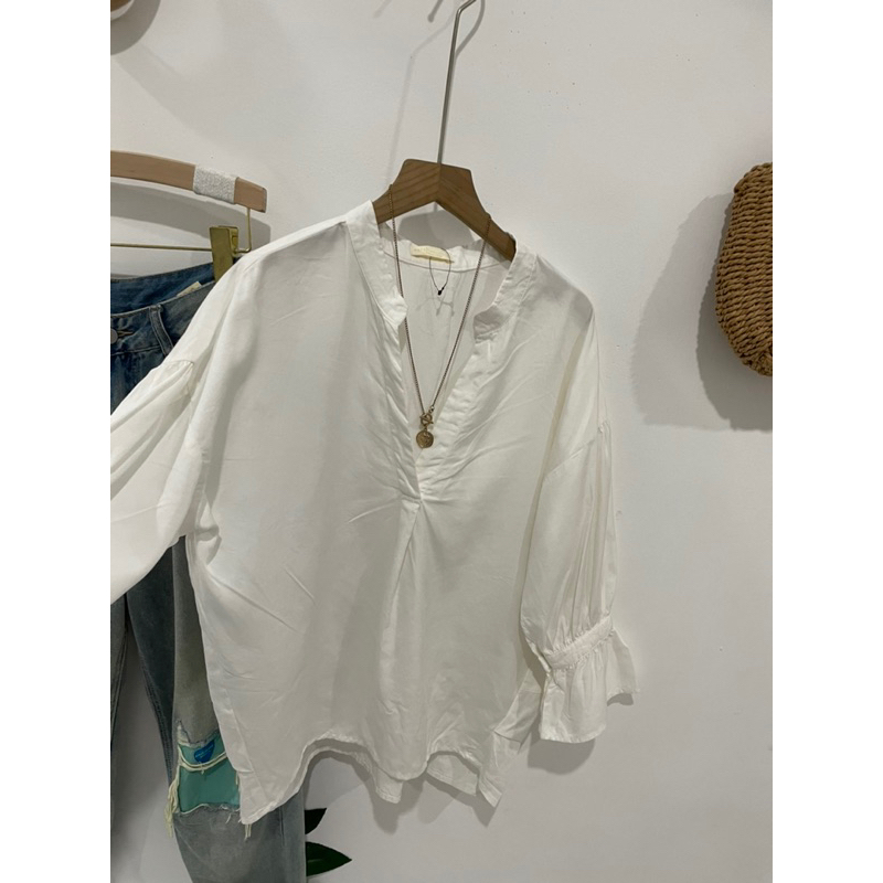 Áo sơ mi hiệu Earth Nhật tay loe newtag xịn xò