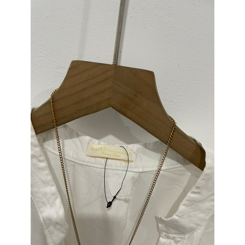 Áo sơ mi hiệu Earth Nhật tay loe newtag xịn xò