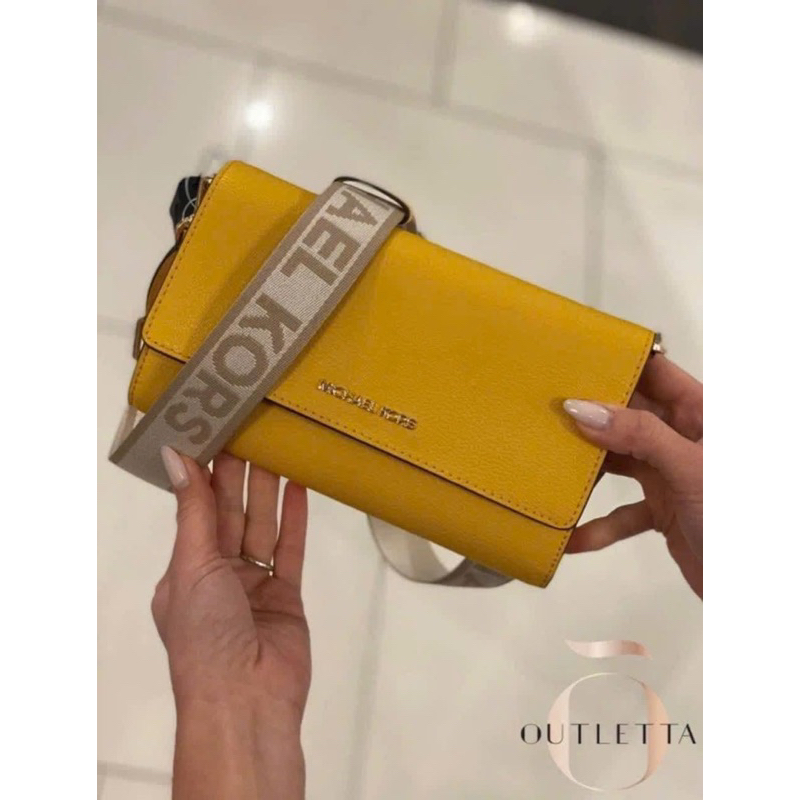 Túi MK đeo chéo mẫu mới - Hàng Auth mua tại Mỹ