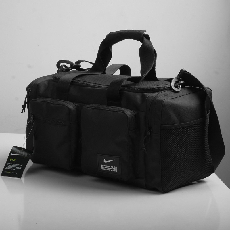 Túi thể thao Nam Nike Utility Training Dufel CK2792-010