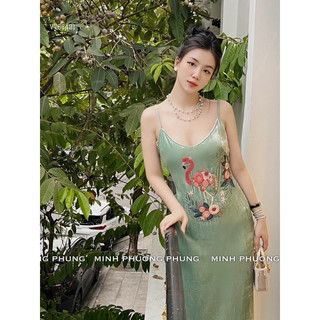 Váy nhung hai dây thêu hình hạc xinh iu