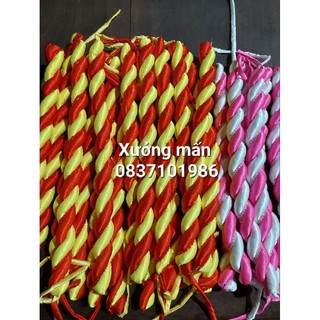 Vấn xoắn đính hạt trai .