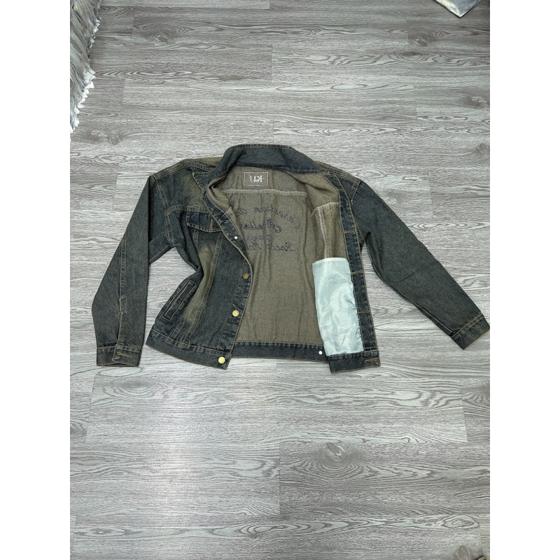 Áo khoát jeans phom dài màu bụi rêu