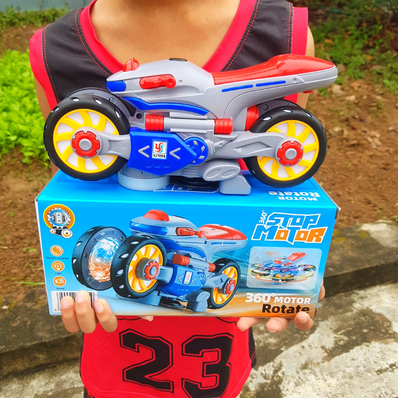 Đồ chơi xe Mô Tô, xe máy chạy pin biến hình xoay tròn 360 có nhạc và đèn led đẹp mắt  - Đồ chơi MiniKids