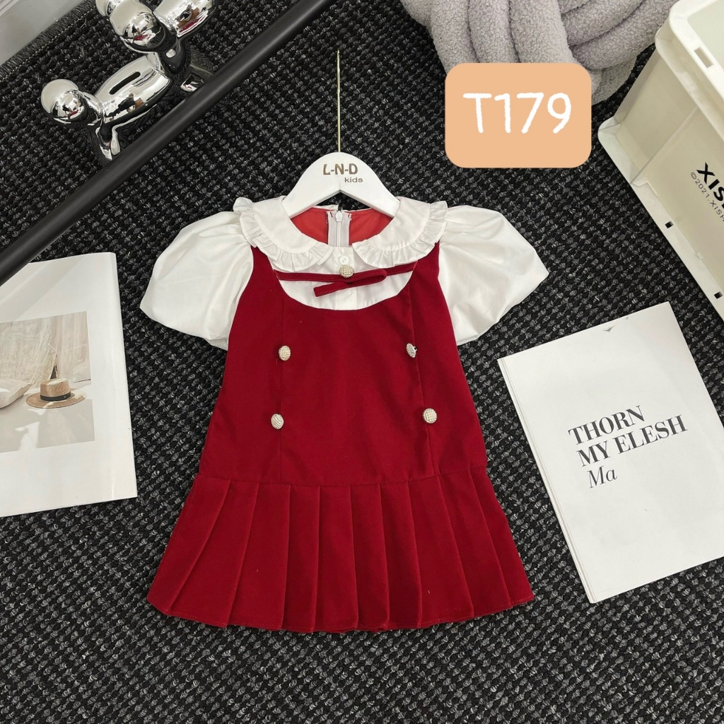 T179 Đầm nhung sơ mi 6 khuy vàng cho bé gái
