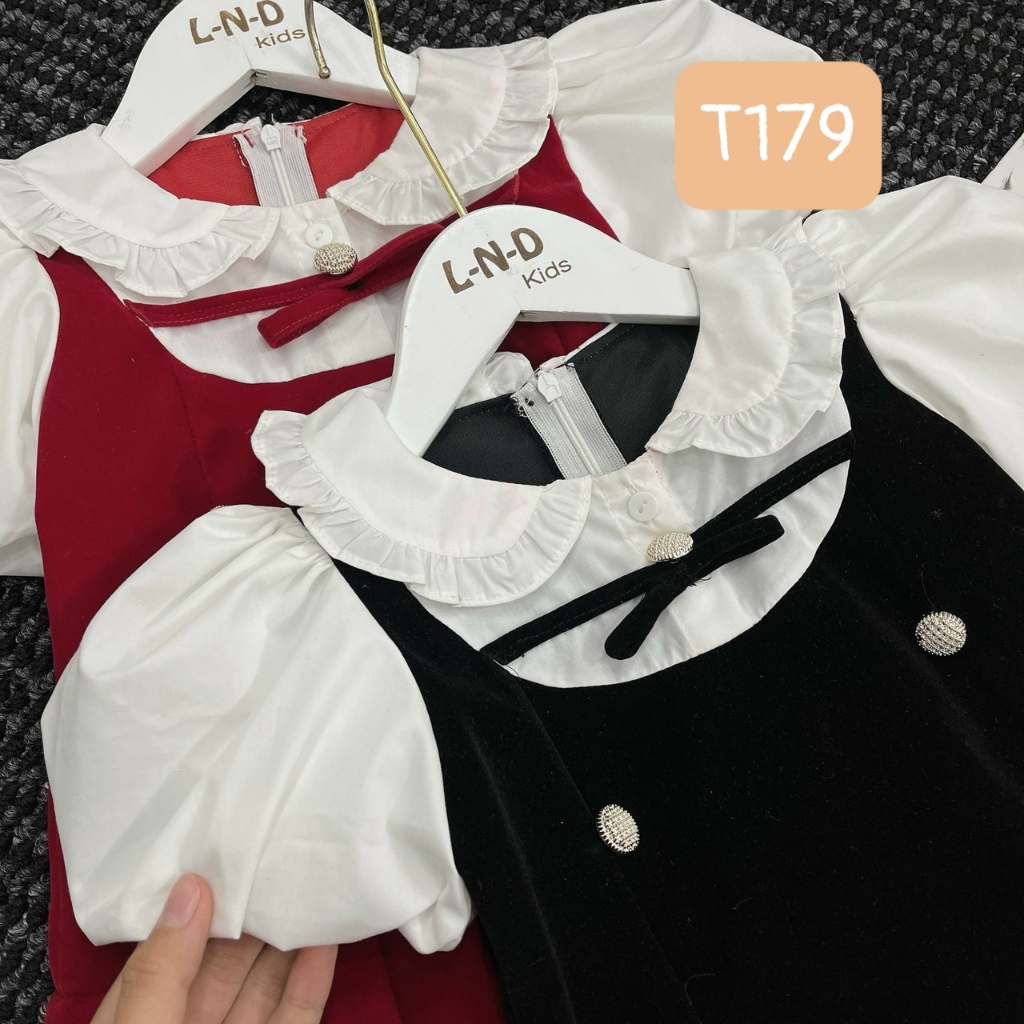 T179 Đầm nhung sơ mi 6 khuy vàng cho bé gái