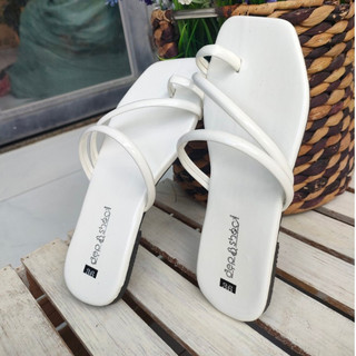 Dép nữ xỏ ngón thời trang big size 41 42 43 - Lựa chọn hoàn hảo cho chân to và đẹp