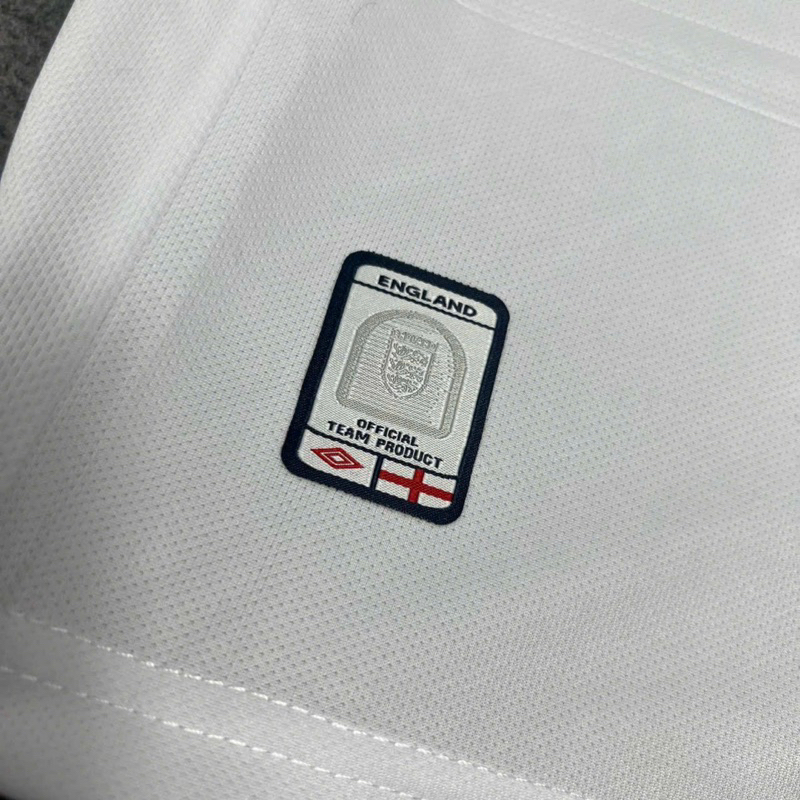 Bộ Quần Áo Bóng Đá Trẻ Em Đội Tuyển Anh Retro 2000 - Vải Gai Mịn Logo Thêu