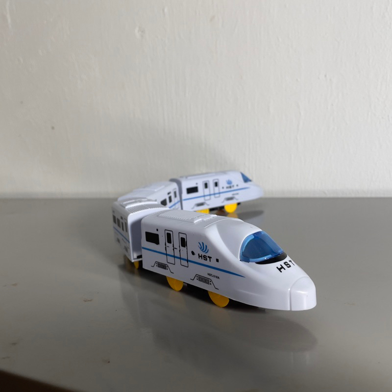 Đồ chơi đoàn tàu chạy pin 4 khúc cho bé