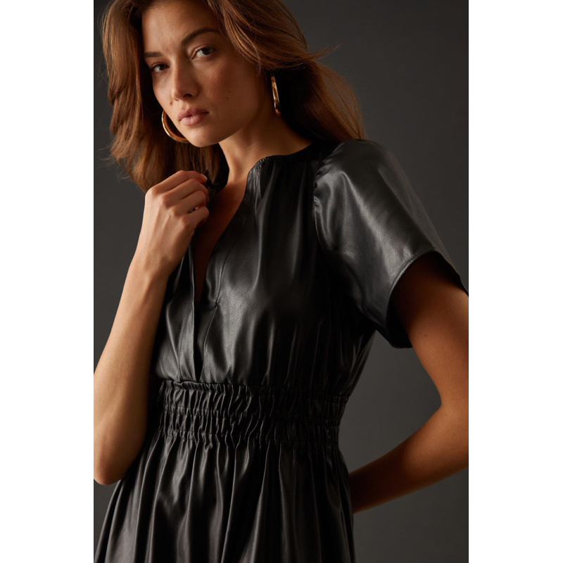 Đầm da ngắn Porridge Harmony dư xịn xuất Âu - The Somerset Mini Dress: Faux Leather Edition