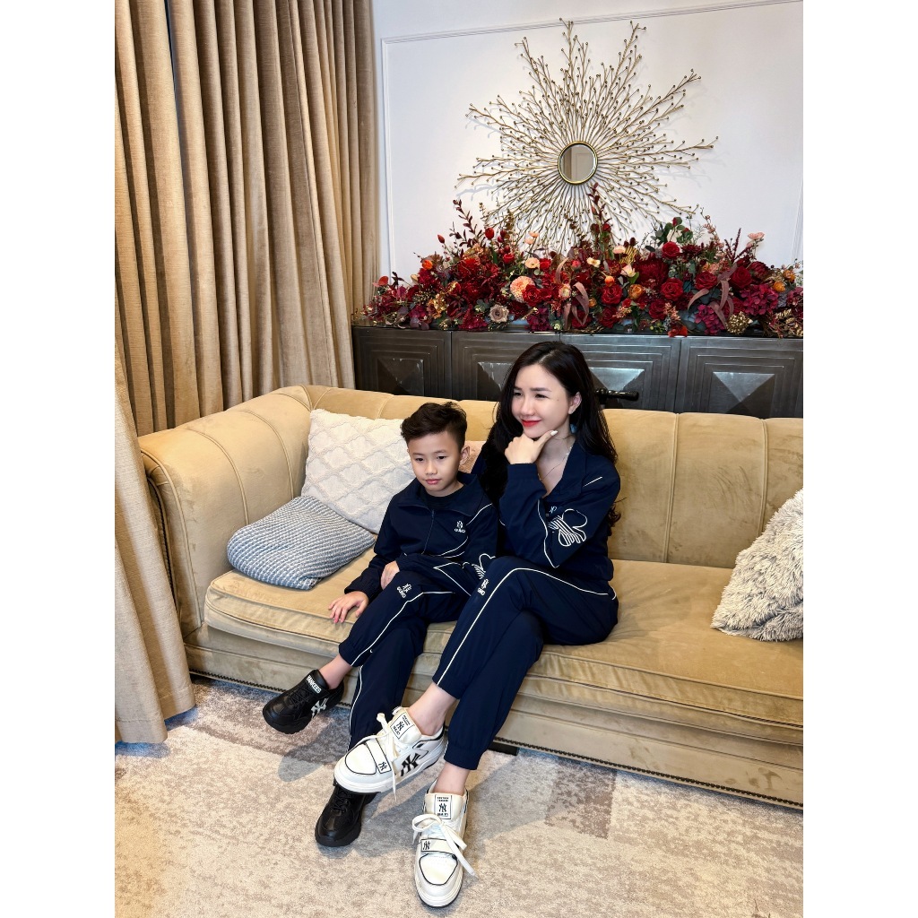 Bộ đồ thu đông cho bé trai, bé gái GUNO 23DBK05 tay sọc chéo lưới, quần áo gió thể thao trẻ em