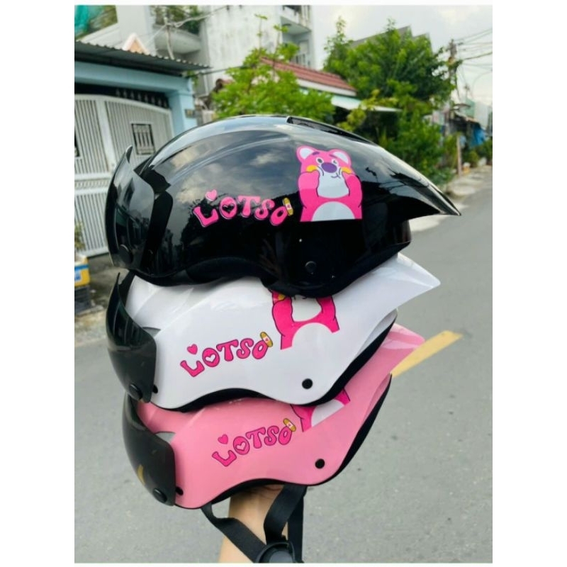 Mũ bảo hiểm gấu dâu trẻ em từ 10 đến 16 tuổi  tặng kèm tai mèo