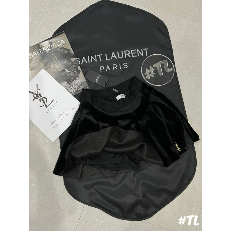 Chân Váy nhung xoè Y S L siu cấp