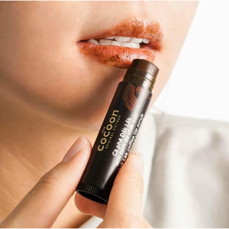 Tẩy da chết môi cocoon