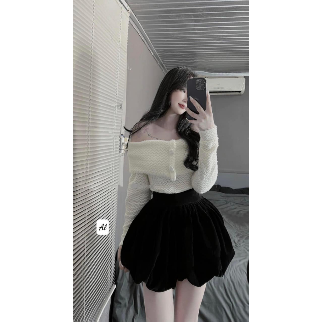 Sét áo ren lông trễ vai dài tay + chân váy nhung cạp cao dáng ngắn