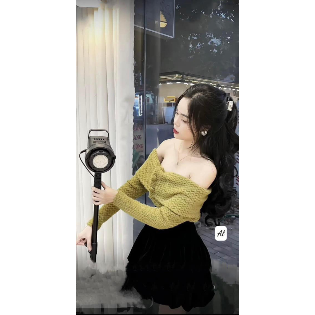 Sét áo ren lông trễ vai dài tay + chân váy nhung cạp cao dáng ngắn