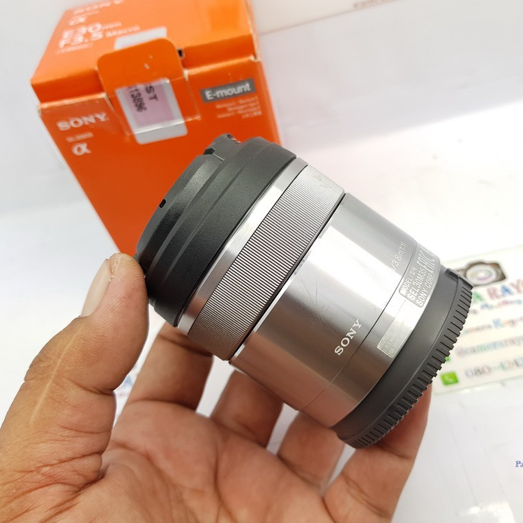 Ống kính Macro SONY SEL 30mm F3.5 cho máy ảnh SONY (APS-C)