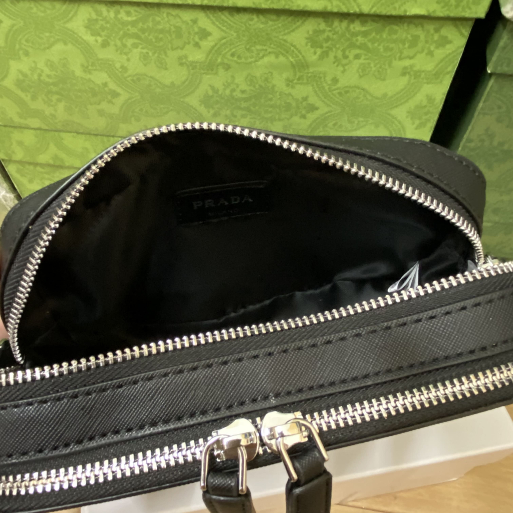 Túi Prada nam - Brique Saffiano - Size 19