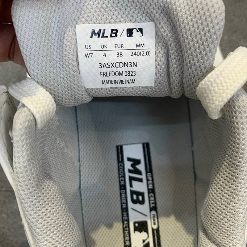 GIÀY MLB CHUNKY LINER MID DENIM MONOGRAM NY YANKEES XÁM