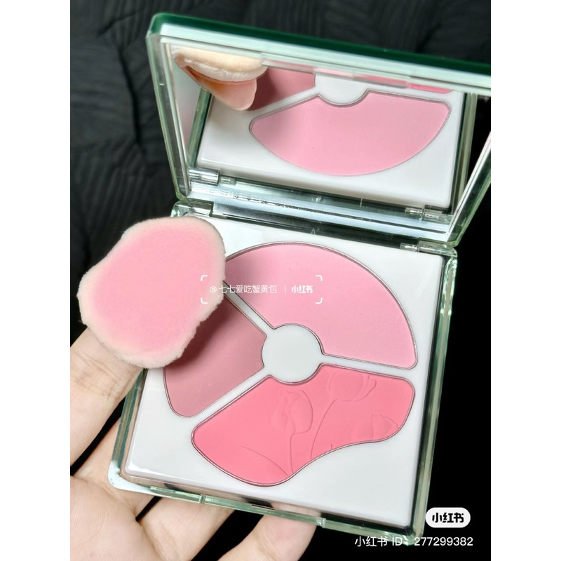 Set Phấn Má Hồng 3 Ô Kèm Mút CCSHEER Romantic Overture