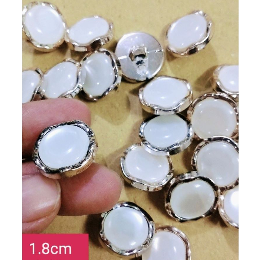 set cúc ngọc, nút ngọc có chân,cúc áo nhựa có chân ( nhiều mẫu,)(phần 1)
