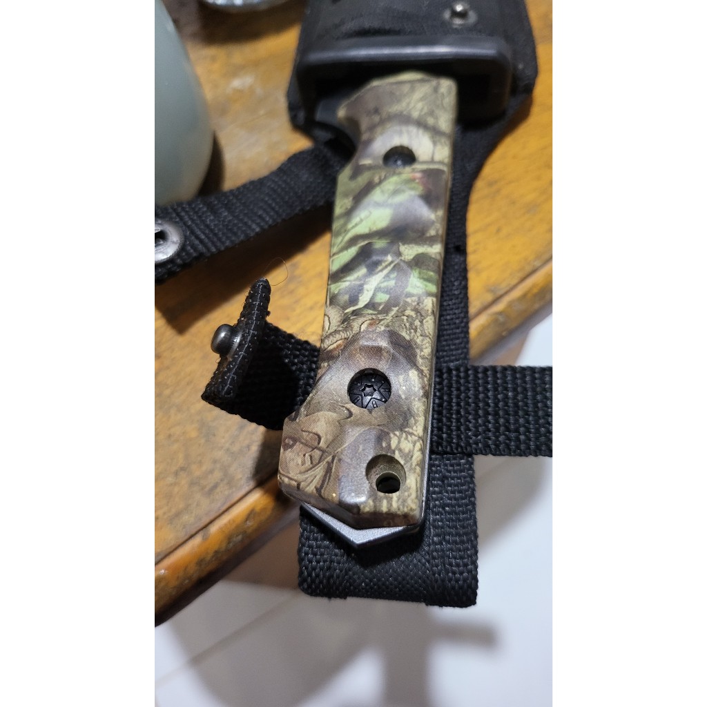 Dao Camouflage Mossy Oak 6 Inch Fixed Blade with black belt sheath