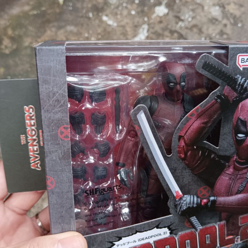 Mô hình Bandai SHF Deadpool 2 có sẵn