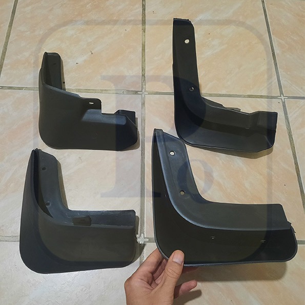 CHẮN BÙN BÁNH DAEWOO LANOS