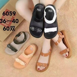 Giày sandal nhựa nữ thời trang mẫu mới