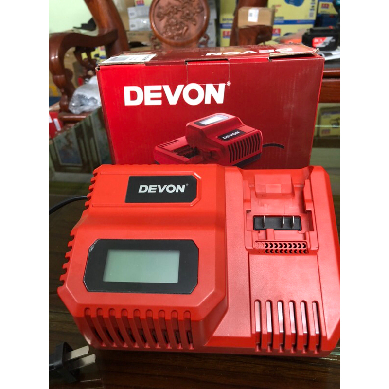 Sạc pin DEVON chính hãng