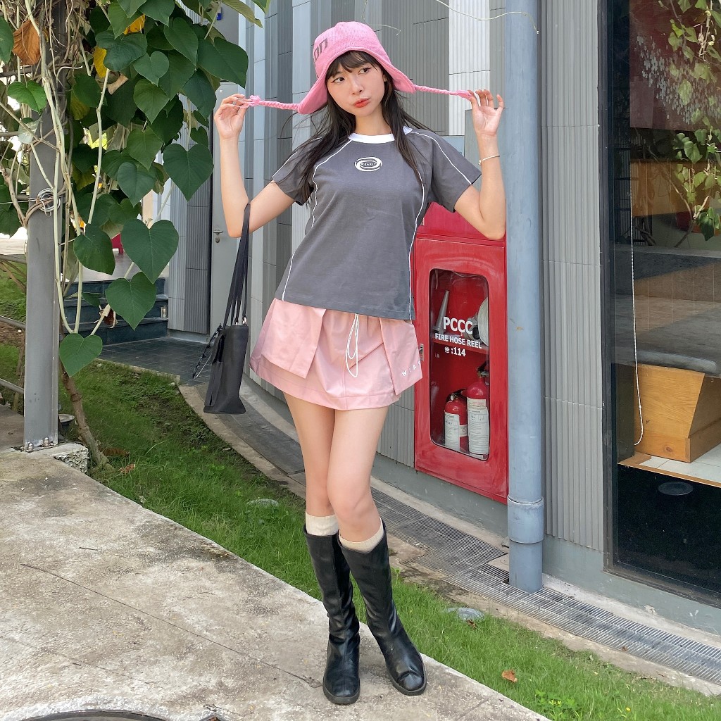 Chân váy chữ A WEARIT chất liệu vải gió co dãn thoáng mát có lót bảo vệ, kiểu dáng thể thao năng động, nhiều màu dễ phối